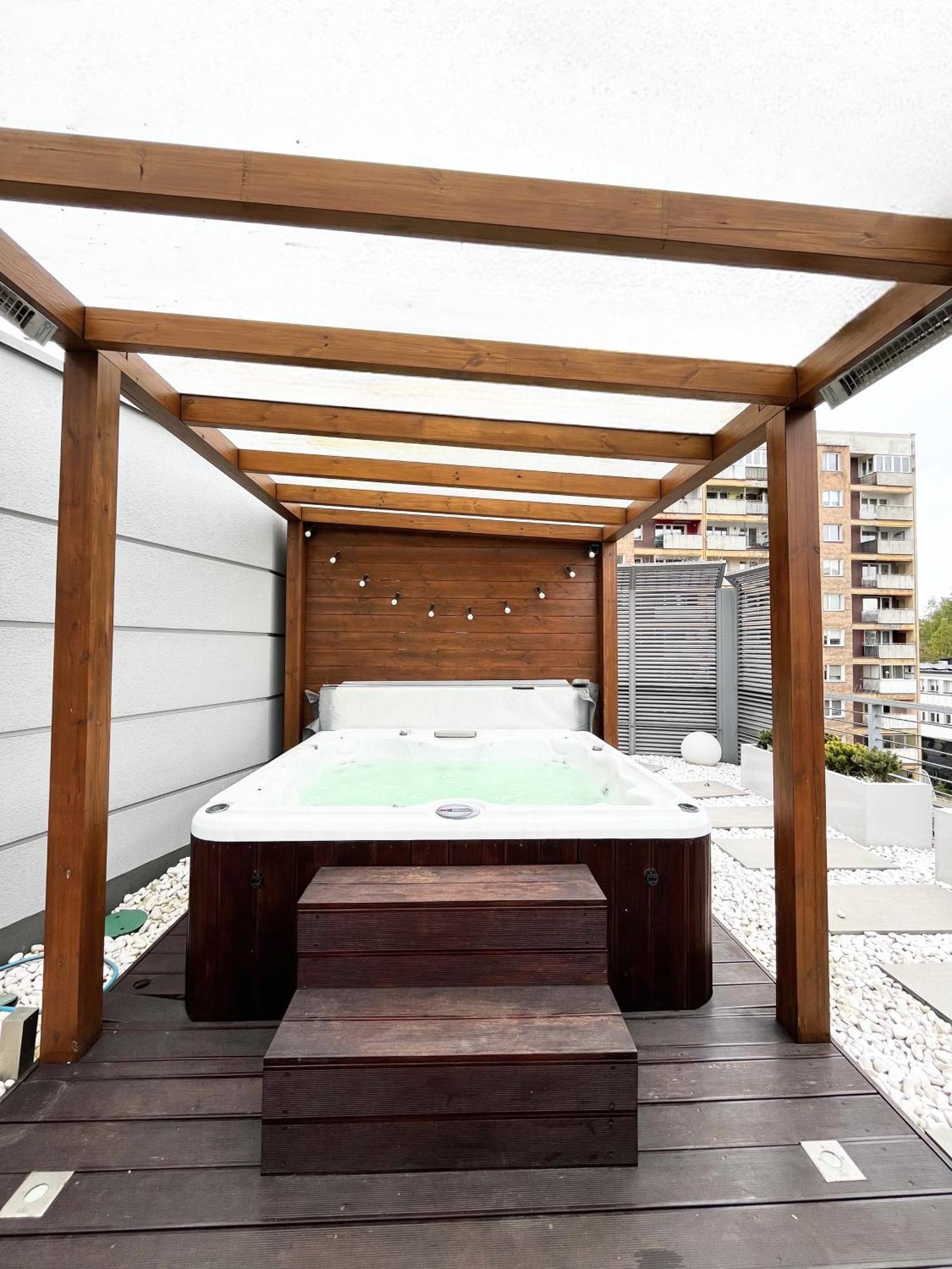 Luksusowy Apartament Z Jacuzzi By Jacek Budek Apartment กดิเนีย ภายนอก รูปภาพ