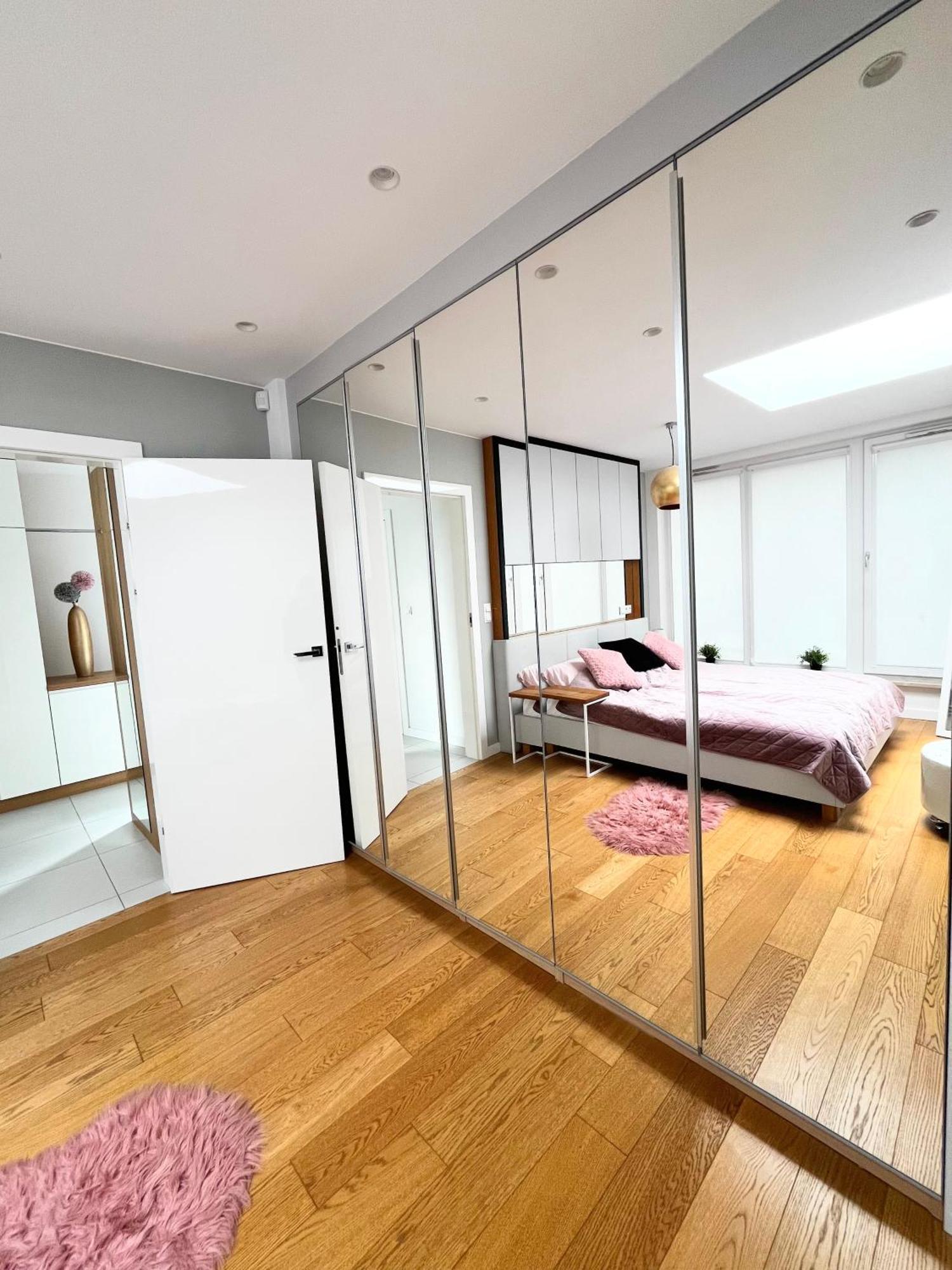 Luksusowy Apartament Z Jacuzzi By Jacek Budek Apartment กดิเนีย ภายนอก รูปภาพ